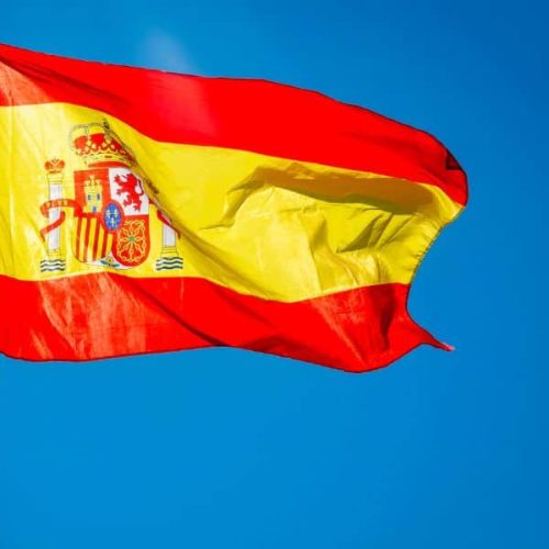 Reveals Spanish Bank Allocates 2% to Aptos Staking ETP: Bitwise